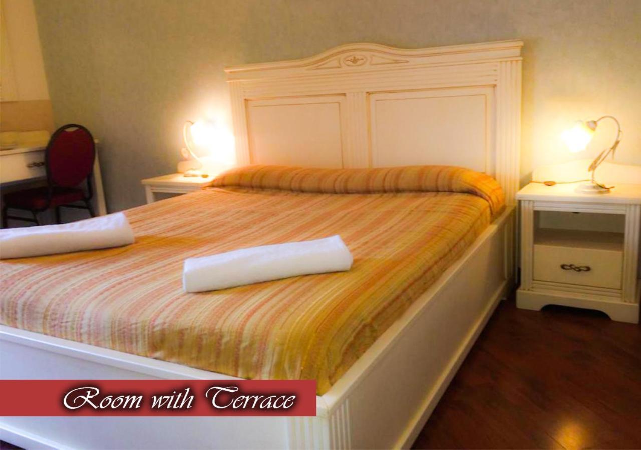 Bed & Breakfast Medea Napoli Dış mekan fotoğraf