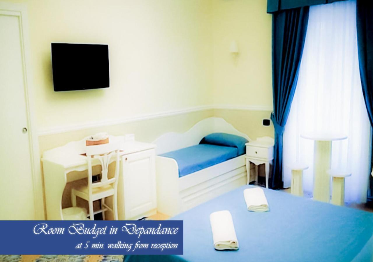 Bed & Breakfast Medea Napoli Dış mekan fotoğraf
