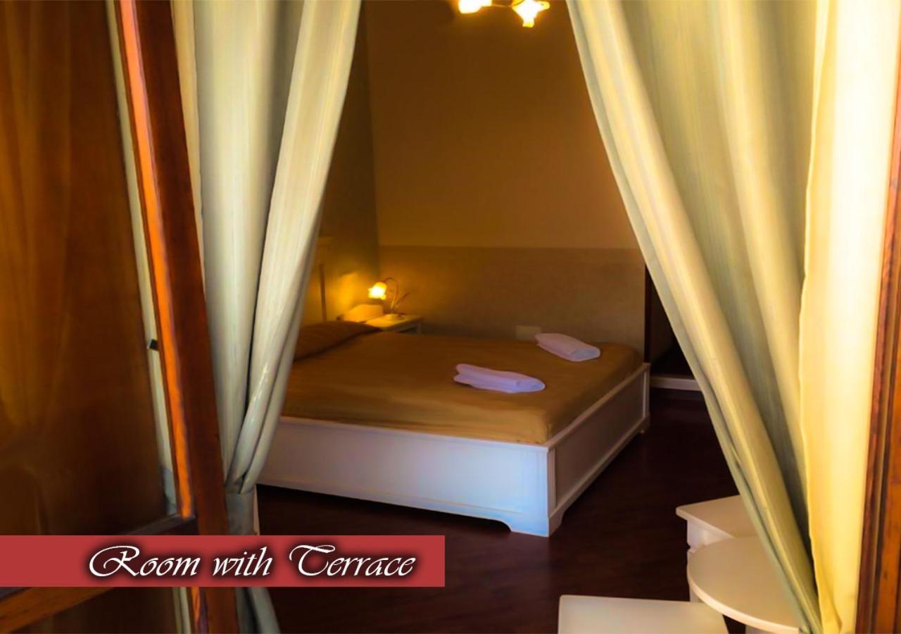 Bed & Breakfast Medea Napoli Dış mekan fotoğraf