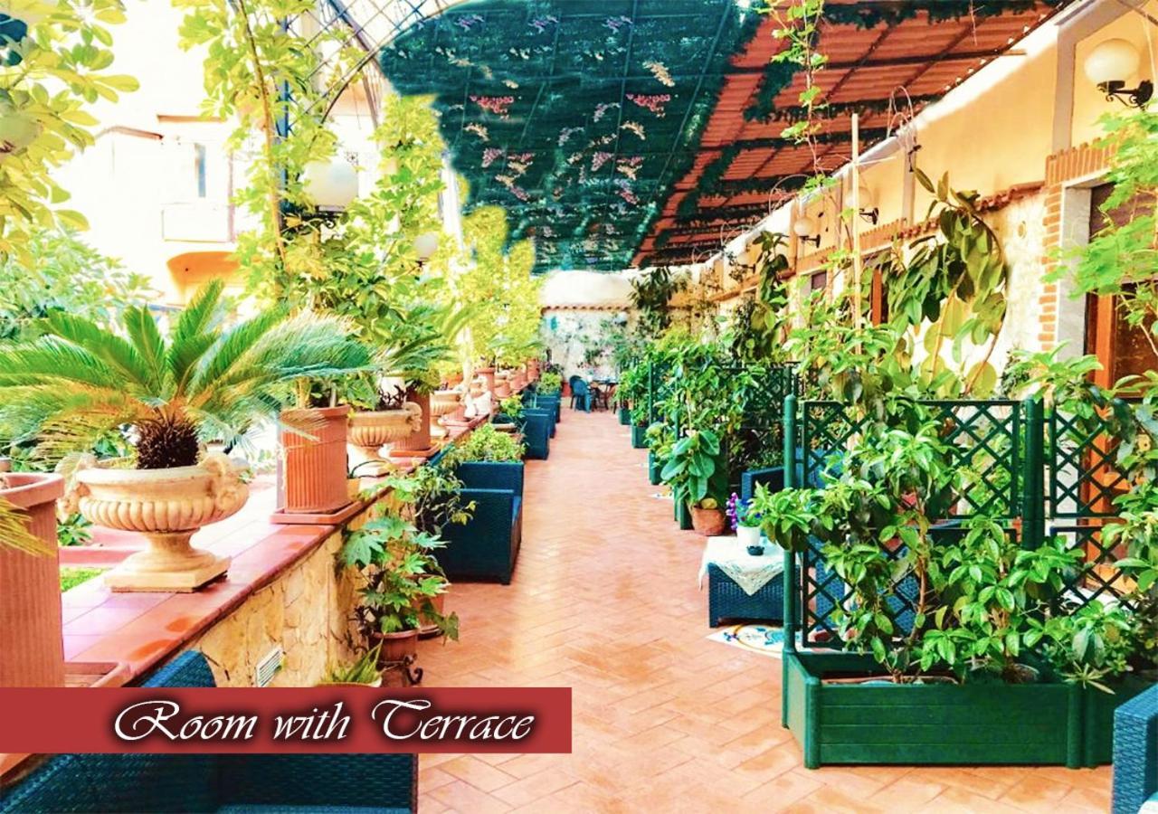 Bed & Breakfast Medea Napoli Dış mekan fotoğraf