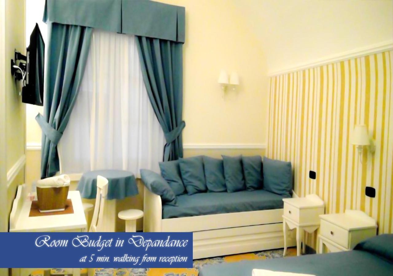 Bed & Breakfast Medea Napoli Dış mekan fotoğraf