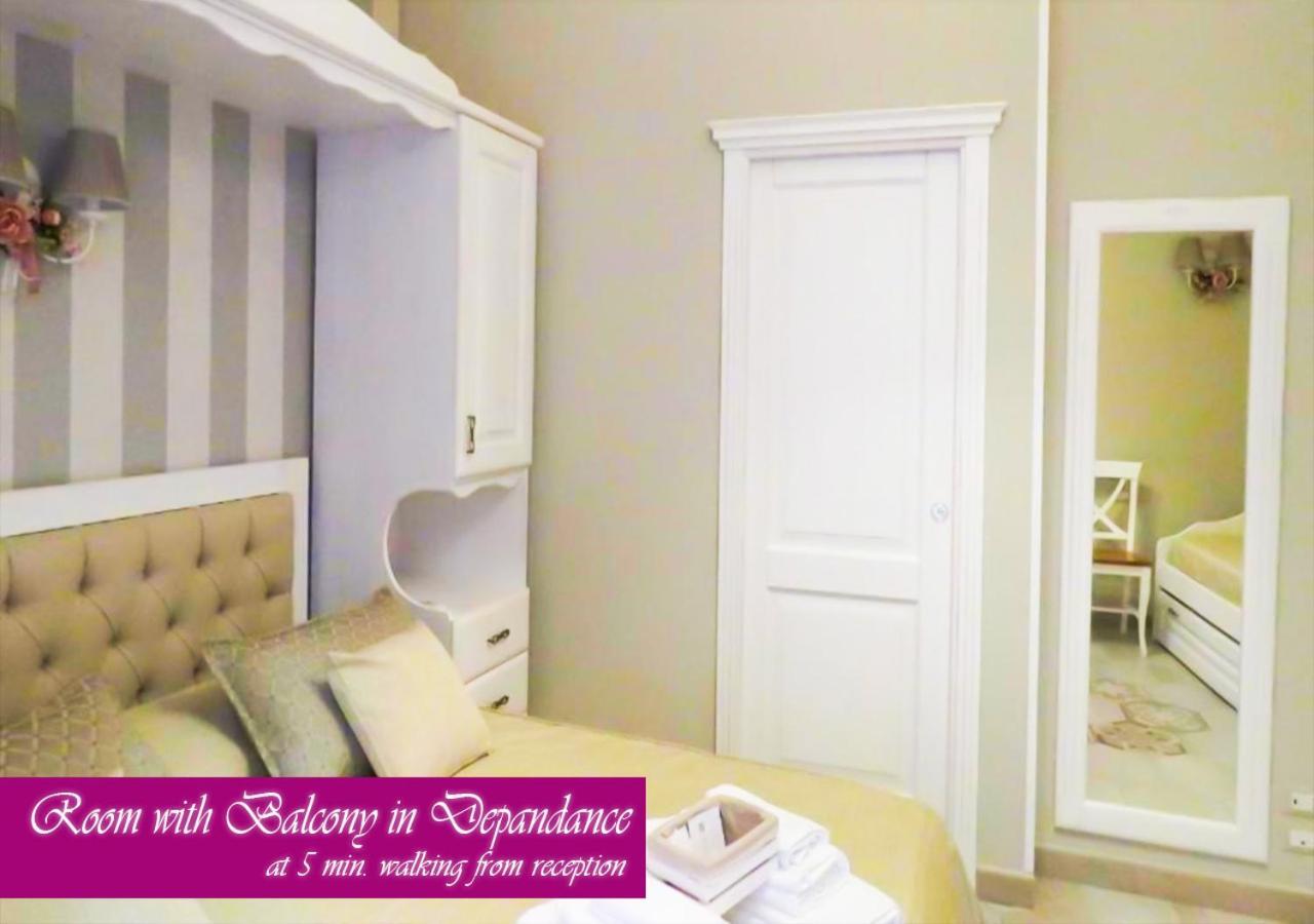 Bed & Breakfast Medea Napoli Dış mekan fotoğraf