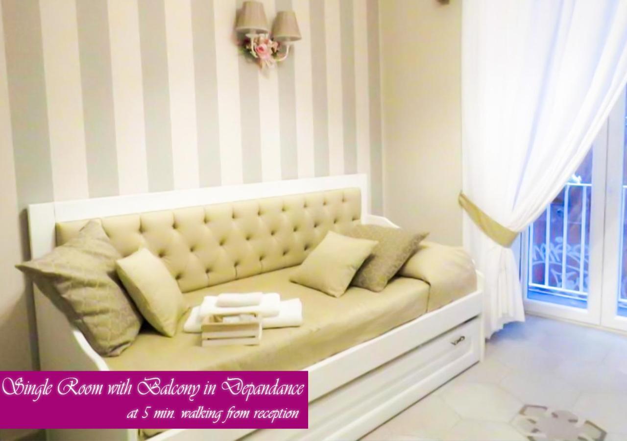 Bed & Breakfast Medea Napoli Dış mekan fotoğraf