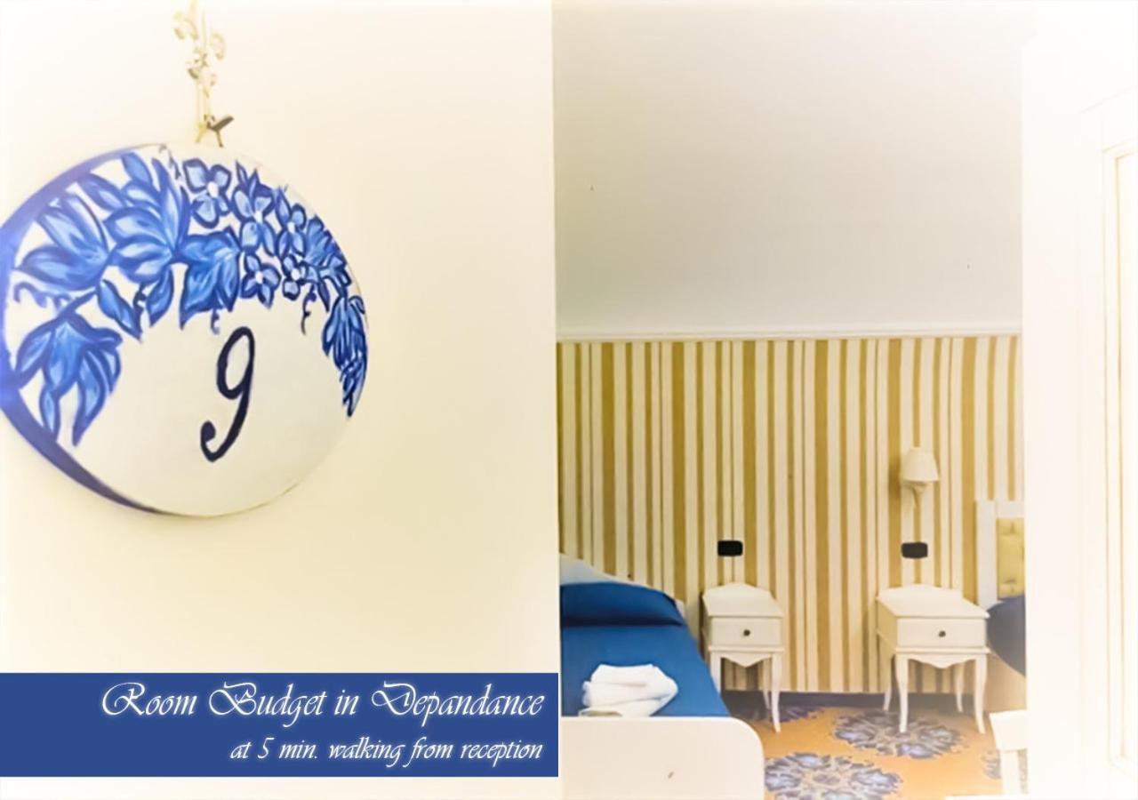 Bed & Breakfast Medea Napoli Dış mekan fotoğraf
