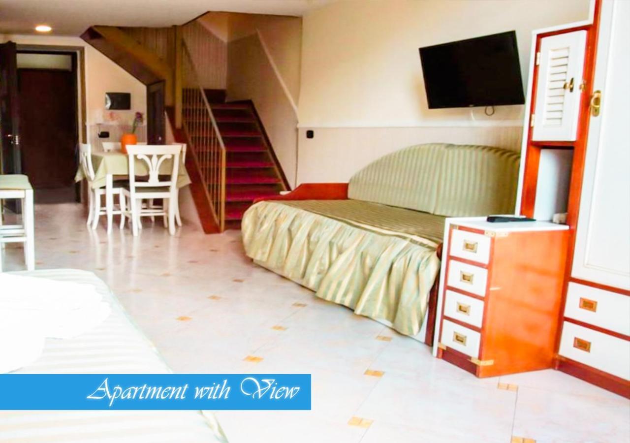 Bed & Breakfast Medea Napoli Dış mekan fotoğraf